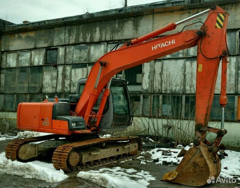 Hitachi ZX 120. Хитачи 120 экскаватор габариты. Экскаватор 210 гусеничный габариты. Хитачи 120 масса.