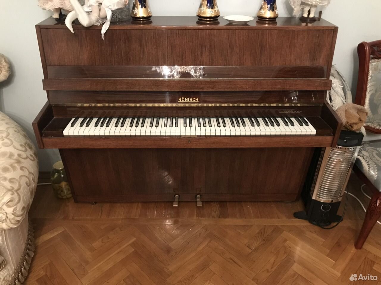 Авито куплю пианино б у. Пианино немецкое рониш. Пианино Ronisch model super. Немецкое пианино Рениш. Рениш пианино 1960.