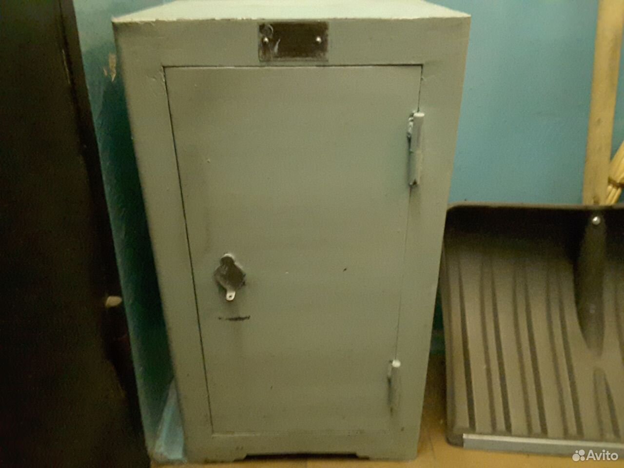 Шкаф металлический Советский рд107