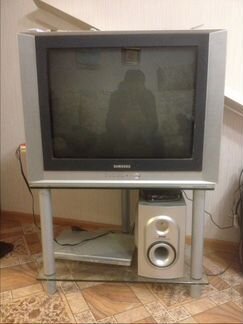 Телевизор Самсунг 72 см вместе с полкой