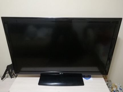Телевизор LG 42LD650 (107см)