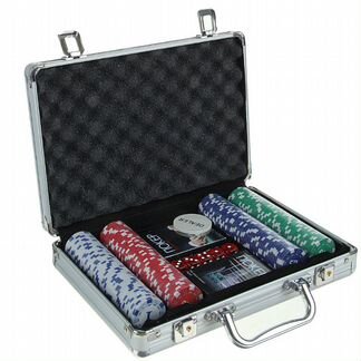 Покерный набор 200 фишке