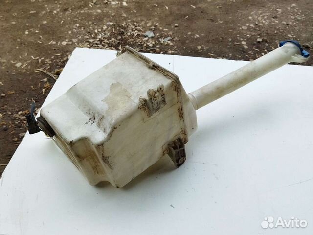 Бачок омывателя лобового стекла Кия Карнивал 2006