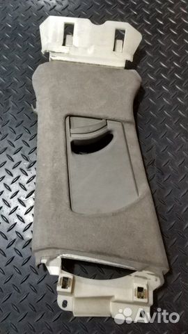 Обшивка стойки Audi A8