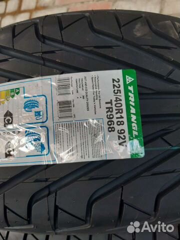 Triangle TR968 225/40 R18