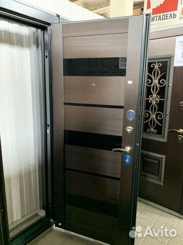 Дверь входная. 11 см. Троя. Серебро