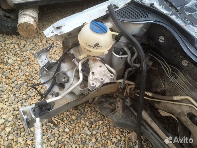 Volkswagen polo передний правый лонжерон