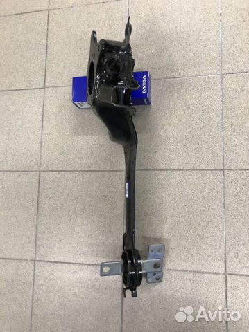 Volvo 31277869 Рычаг задний продольный правый volv