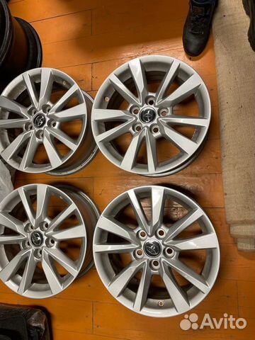 Литые диски r16 toyota camry (Оригинал)