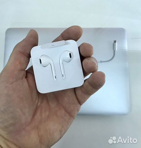 Наушники на iPhone 11 оригинал