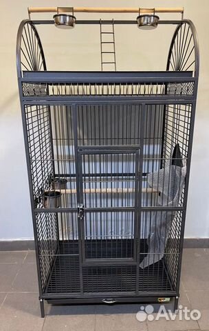 Клетка для среднего или крупного попугая