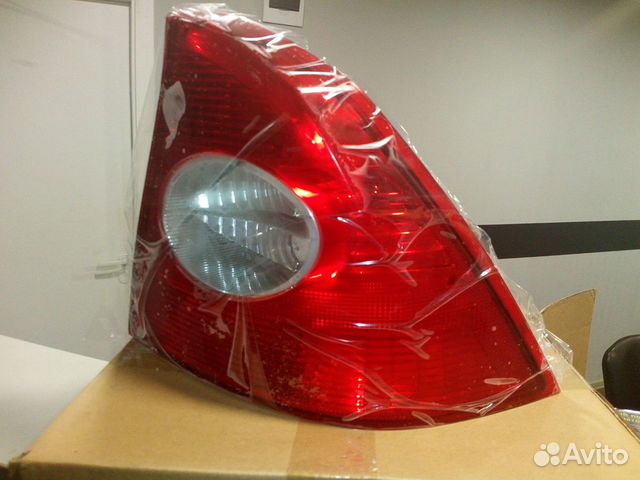 Фонарь задний правый Ford Focus II 2005-2008