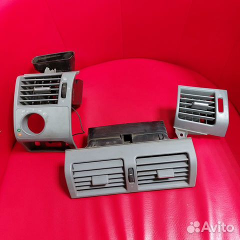 Мерседес 210 дефлекторы воздуховода в торпедо