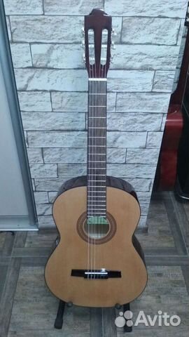 Классическая гитара 4/4