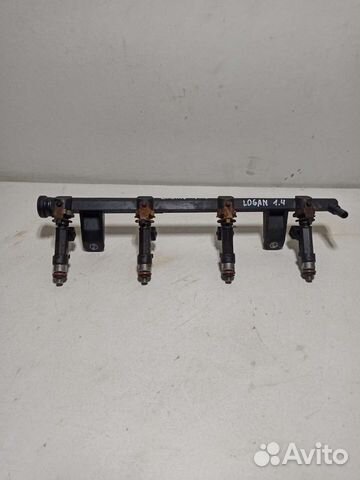 Топливная рейка (рампа) Renault Logan 1.4