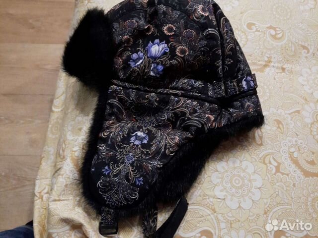 Женская шапка