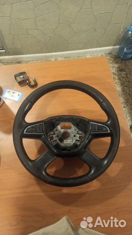 Мультируль кожаный Skoda Octavia A7