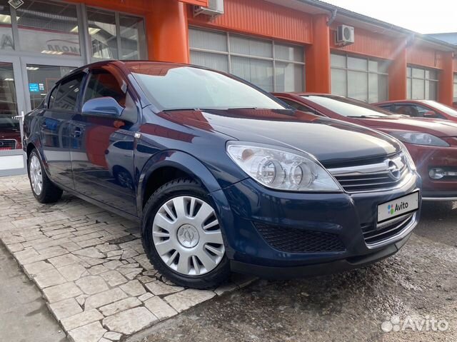 Opel Astra 1.6 МТ, 2011, 24 800 км