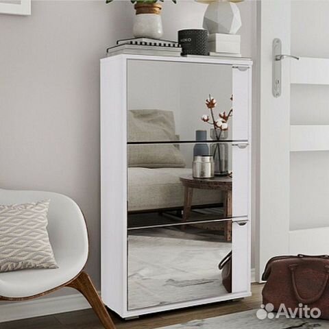 Обувница с зеркалом