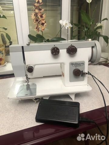 Швейная машина Чайка 143