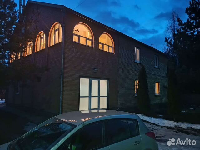

3-к. дом, 300 м²