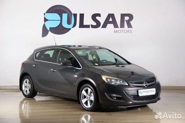 Opel Astra `2012