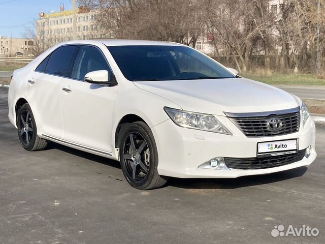 Toyota Camry 2.5 AT, 2014, 210 000 км