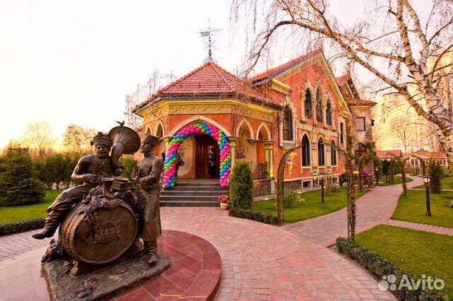 Кухонная рабочая в ресторан 