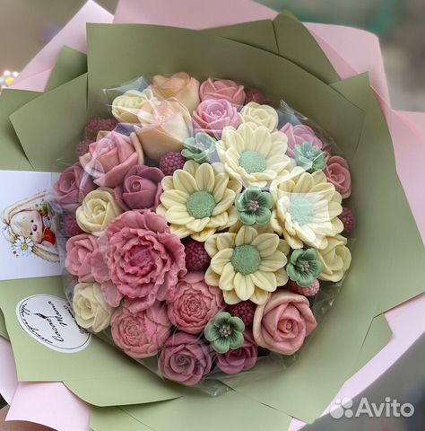 Сладкий букет из шоколадных цветов