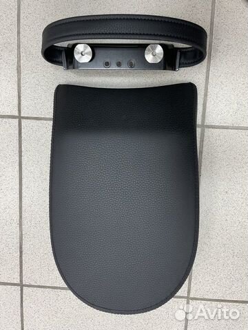 Сиденье пассажира BMW R18 с удерживающим ремнем