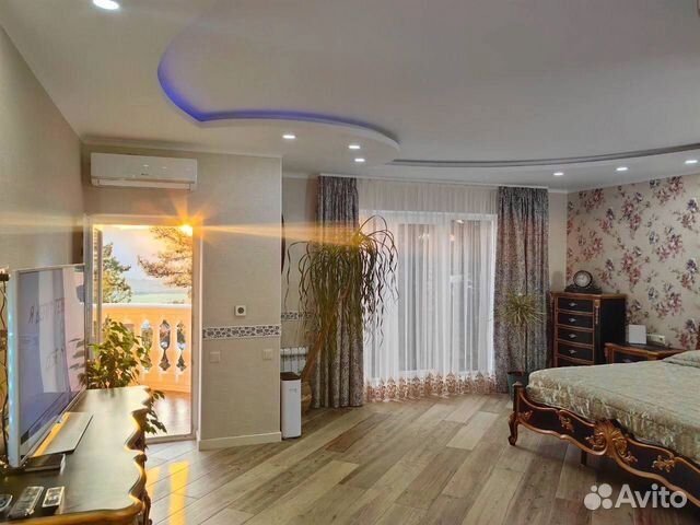 

4-к. дом, 245 м²