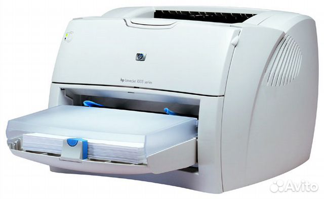HP LaserJet 1005 надежный лазерный принтер
