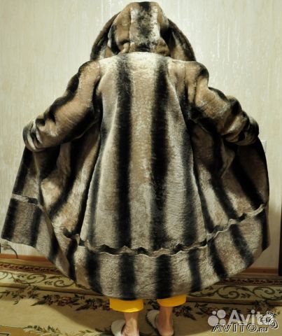 Шуба мутоновая большого размера Шуба мутоновая большого размера