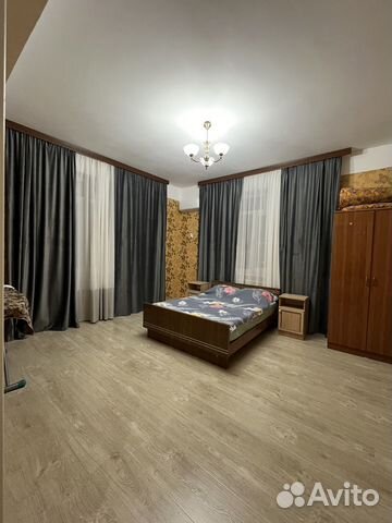 

3-к. квартира, 80 м², 1/9 эт.