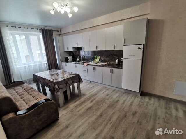 

2-к. квартира, 74 м², 3/9 эт.