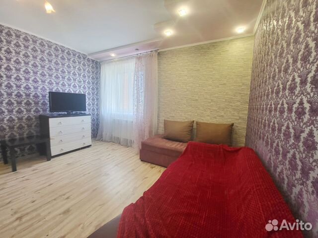 

1-к. квартира, 35 м², 10/10 эт.