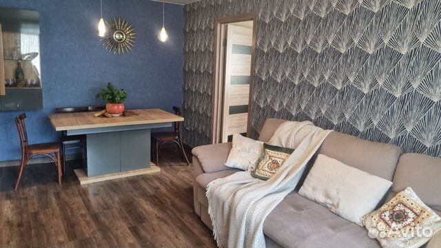 

2-к. квартира, 52 м², 4/4 эт.