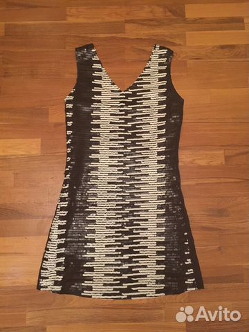 Платье с поетками Платье с поетками