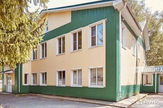 

Дом 800 м² на участке 10 сот.