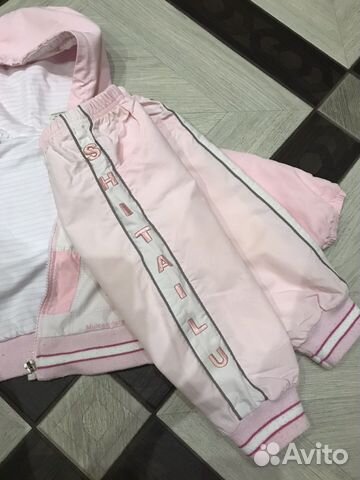 Ветровочный костюм для девочки Ветровочный костюм для девочки