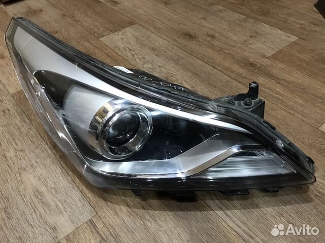 Фара правая Hyundai Solaris 921024L600 Фара правая Hyundai Solaris 921024L600