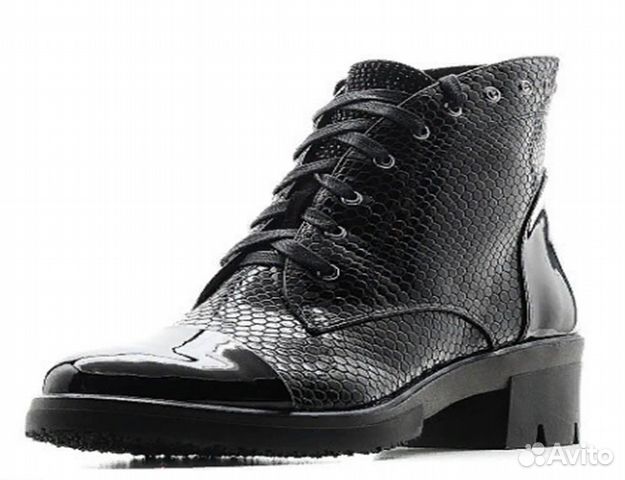 Ботинки из лаковой кожи демисезон (разм. 37) Ботинки из лаковой кожи демисезон (разм. 37)