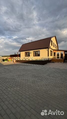 

Коттедж 240 м²
