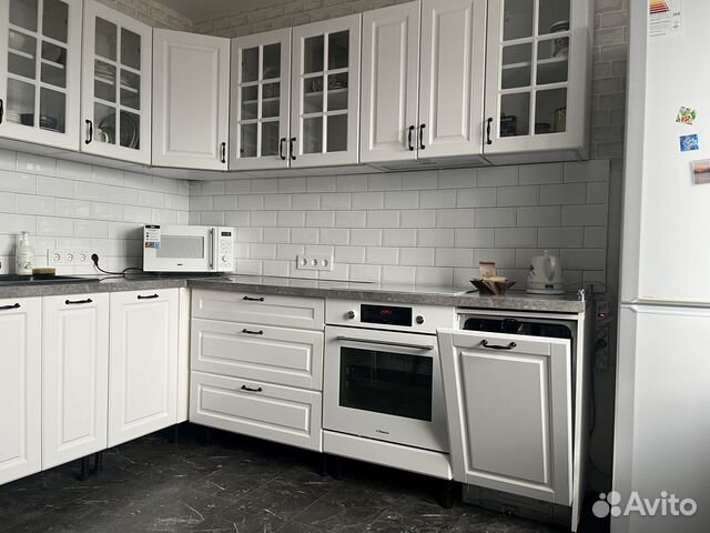 

2-к. квартира, 61 м², 14/17 эт.