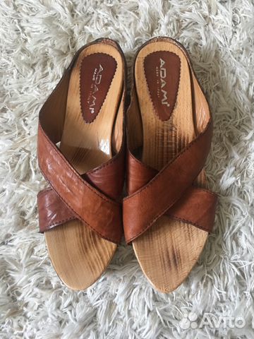 Шлепанцы кожаные Шлепанцы кожаные