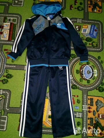 Спортивный костюм