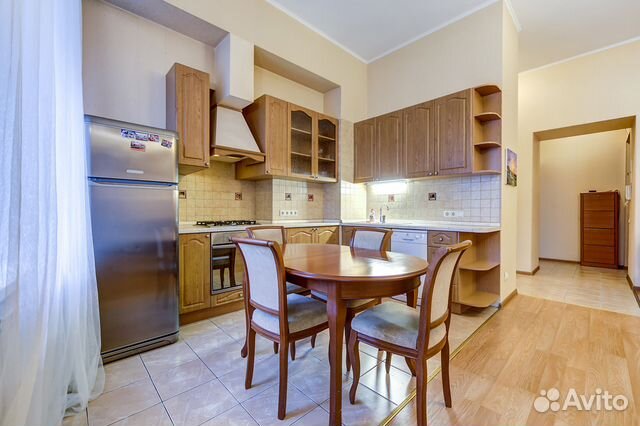2-к квартира, 74 м², 5/5 эт. 2-к квартира, 74 м², 5/5 эт.