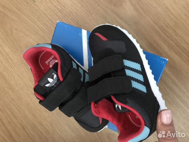 Кроссовки новые рр 24 -15,5 см adidas zx700 Кроссовки новые рр 24 -15,5 см adidas zx700