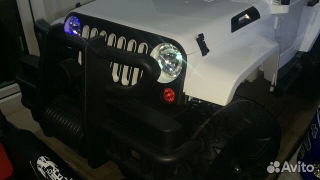 Детские электромобили Jeep Wrangler 4wd