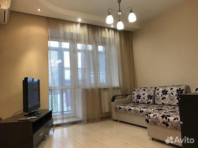 1-к квартира, 37 м², 8/10 эт.